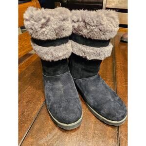 UGG Australia Skylir Swede Girls Kids Boots Black Slip On Sz 5 1008857K